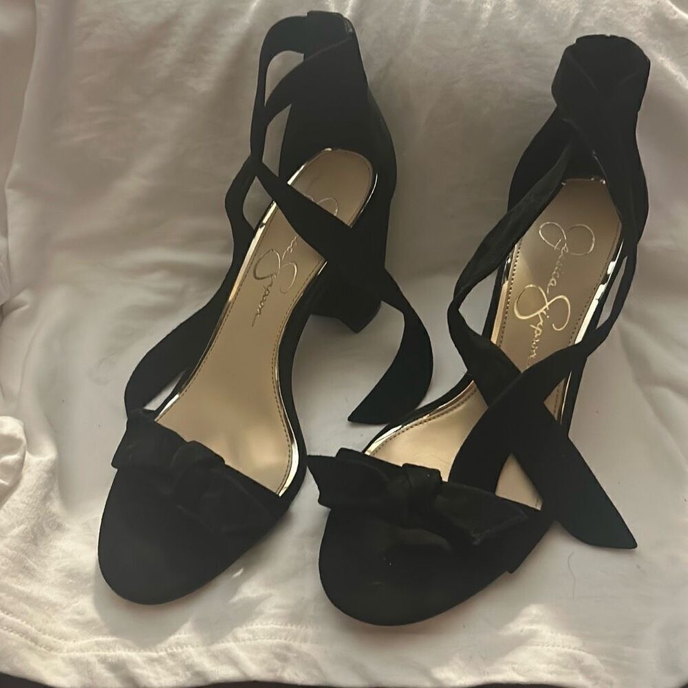 Jessica Simpson black heels
